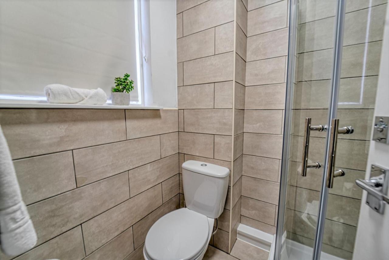 City Centre 2 bedroom Apartment Worcester Buitenkant foto