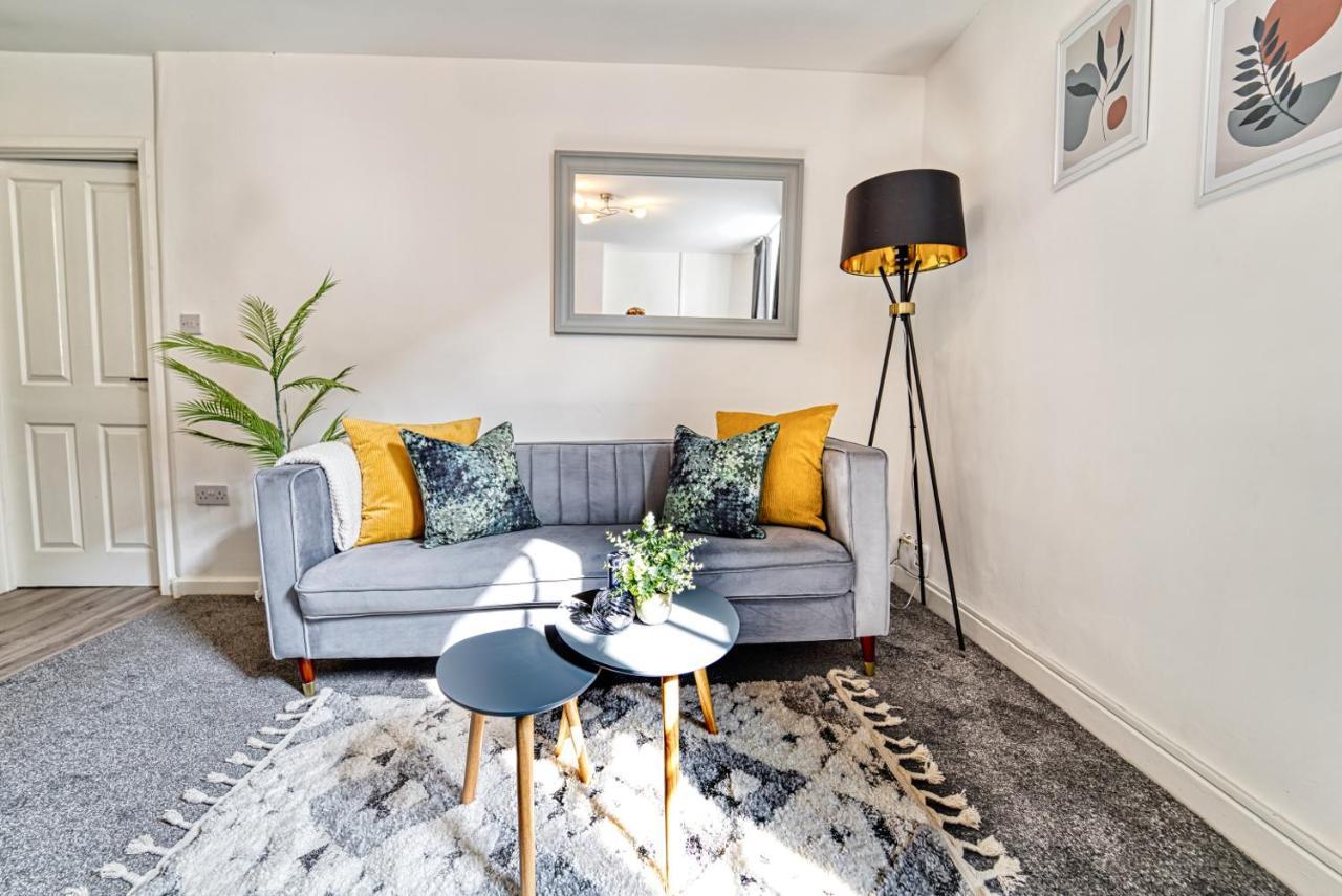 City Centre 2 bedroom Apartment Worcester Buitenkant foto