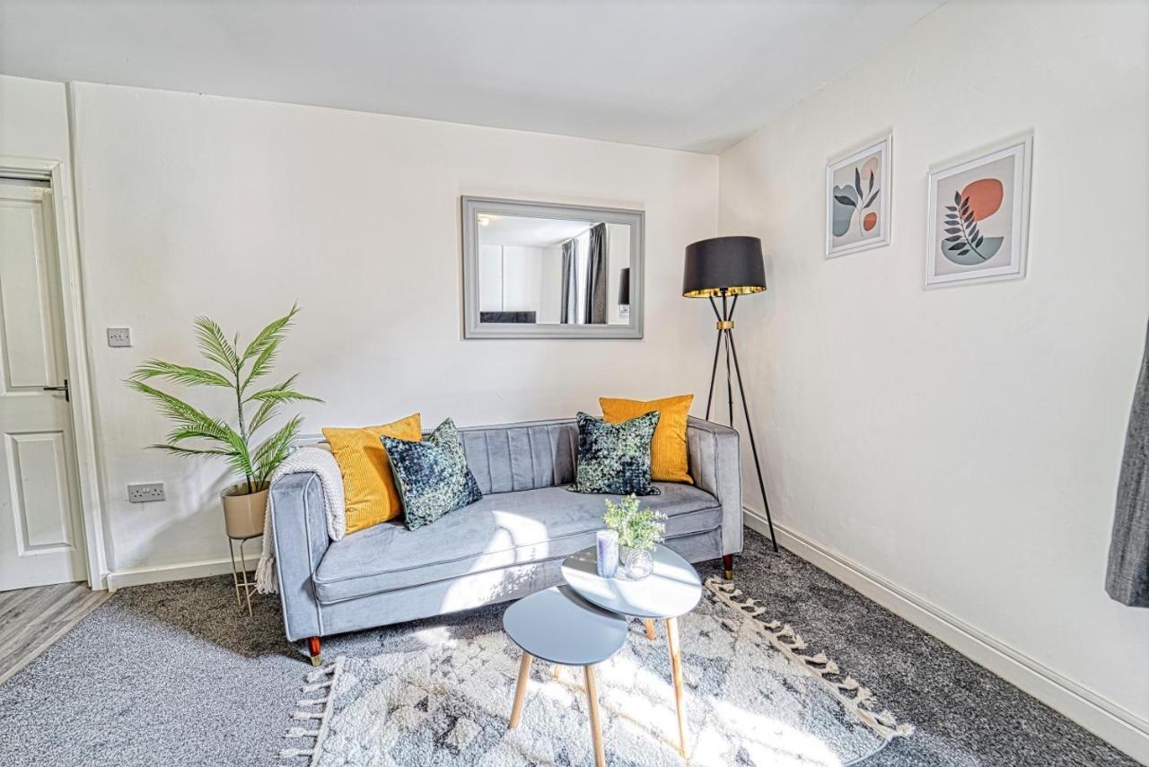 City Centre 2 bedroom Apartment Worcester Buitenkant foto