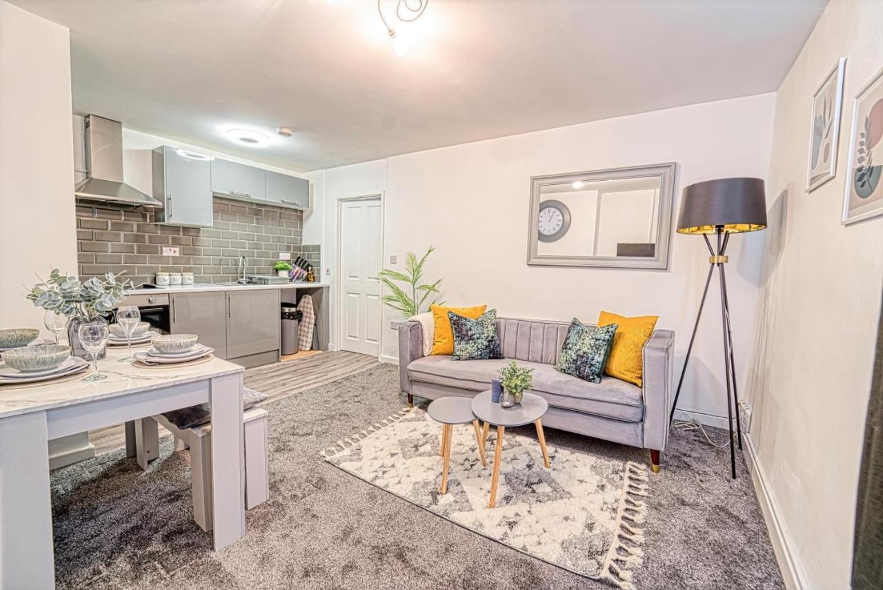 City Centre 2 bedroom Apartment Worcester Buitenkant foto