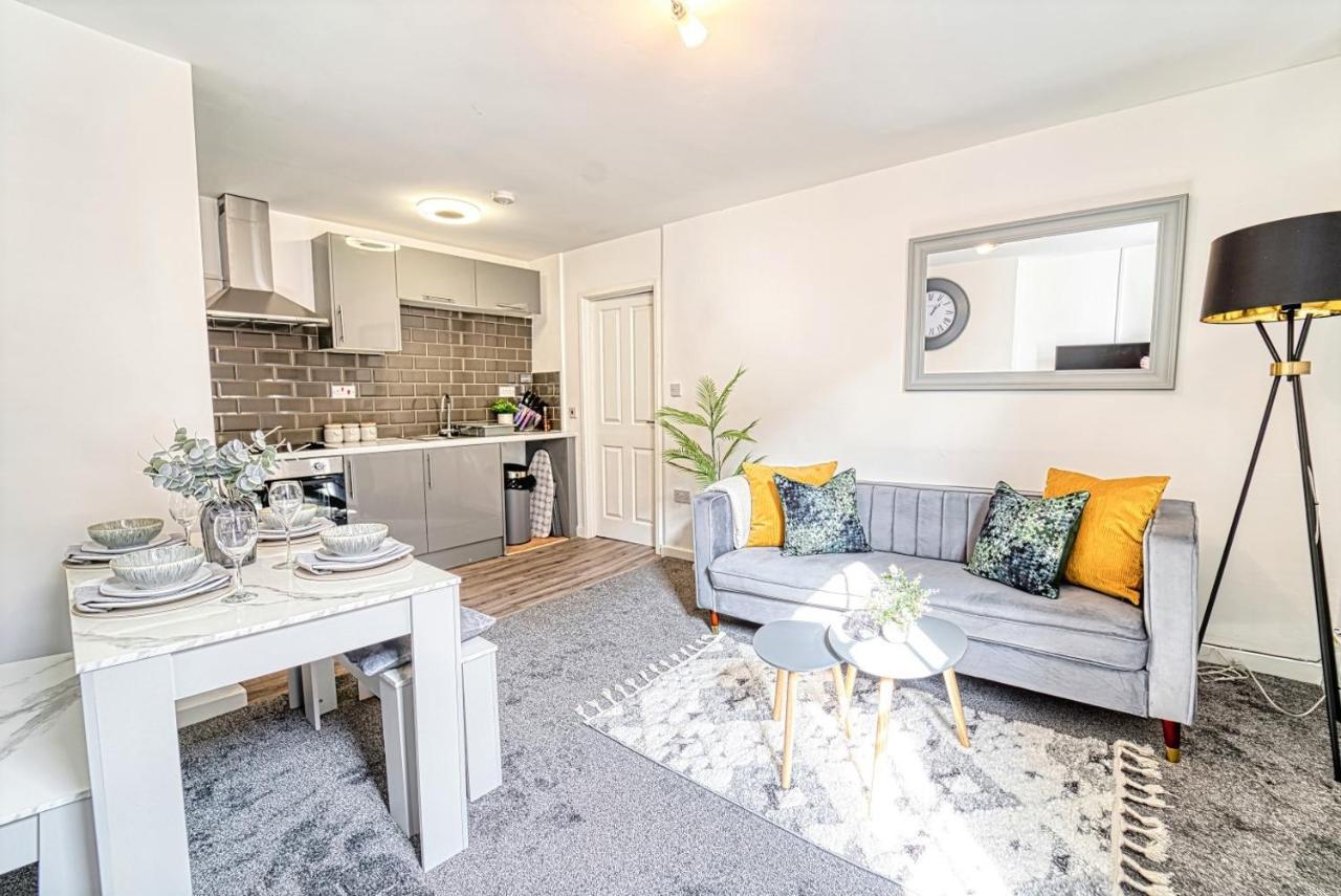 City Centre 2 bedroom Apartment Worcester Buitenkant foto