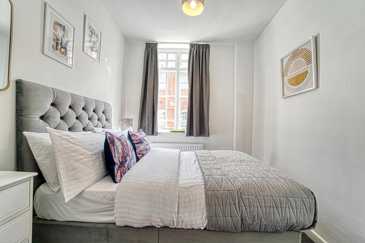 City Centre 2 bedroom Apartment Worcester Buitenkant foto