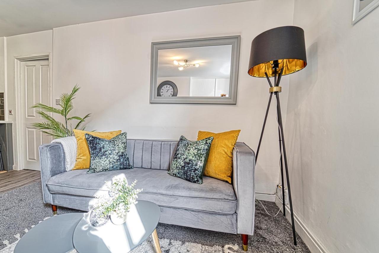City Centre 2 bedroom Apartment Worcester Buitenkant foto